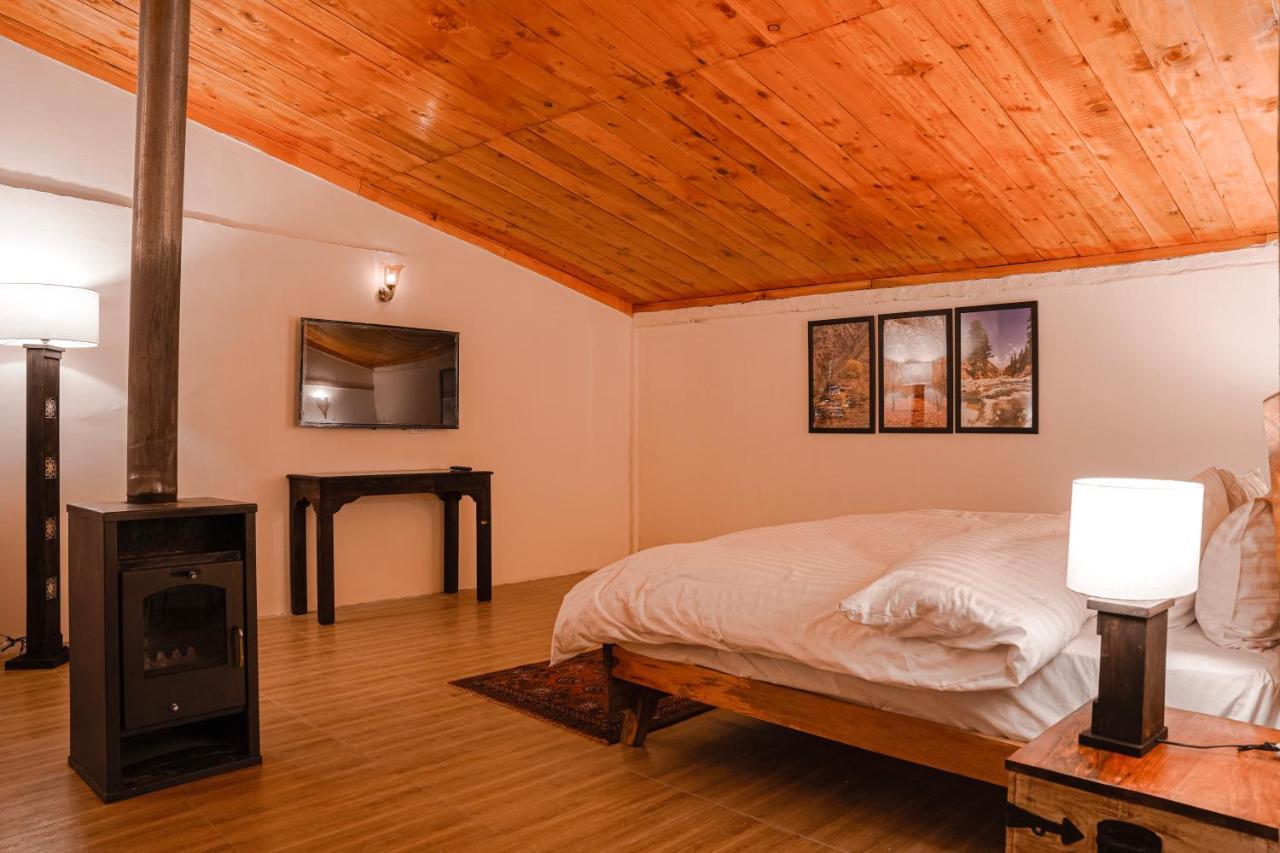 Walnut Heights By Roomy, Kalam Eksteriør billede